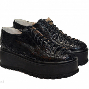 Pantofi dama negri cu talpa inalta 5,5 cm din piele naturala cod P176