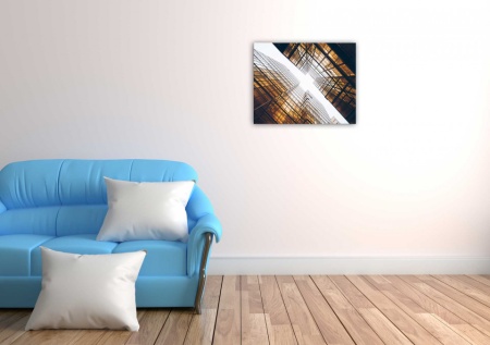 Tablou Canvas arhitectura raze strecurate prin cladiri