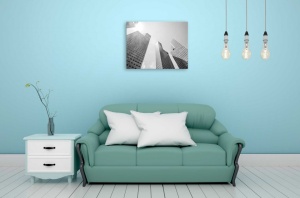 Tablou Canvas alb-negru asfintit de soare in oras - Img 1