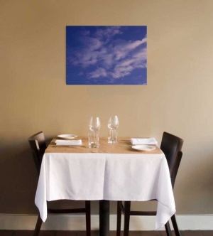Tablou Canvas Nori Albi pe Cer - Img 1