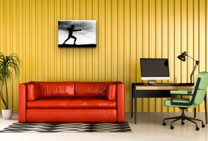 Tablou Canvas alb-negru omul cu spada - Img 3