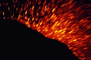 Tablou Canvas Eruptie Vulcanica - Img 2