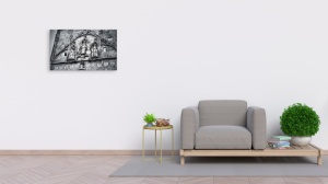 Tablou Canvas alb-negru statui in perete - Img 1