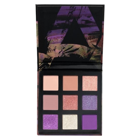 Paletă de farduri Ultra Colour Lilacs – eleganță pastel și rafinament floral pe pleoape 💜🌸