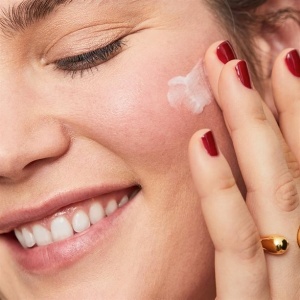Exfoliant Anew Vitamin C