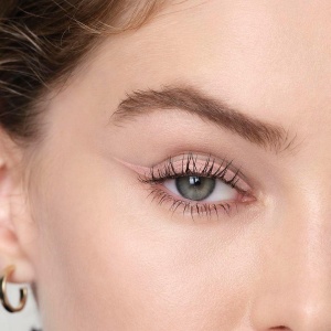 Creion contur Kohl Pink Shimmer - Img 3