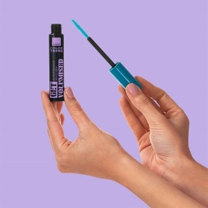 Mascara volum intens Blackest Black – rimel pentru gene dese și definite 10 ml