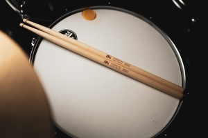 Meinl SB136 Hybrid 5A – Bețe de Tobe din Arțar (Maple) pentru Control și Agilitate