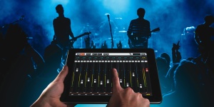 Soundcraft Ui12 – Mixer Digital Compact cu Control Wireless și Procesare de Top - Img 5
