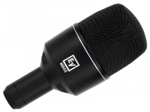 Microfon cu fir dinamic supercardioid Electro-Voice ND 68 pentru tobe