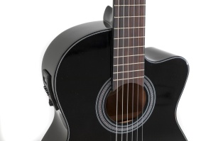 Gewa Student Black 4/4 Chitară electro-clasică cu top din molid, cutaway și EQ cu tuner - Img 2