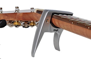 Stagg SCPUK AL Ukulele Capodastru