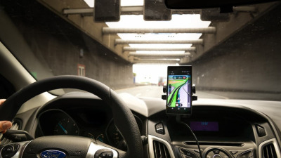 Cel mai bun suport de telefon auto