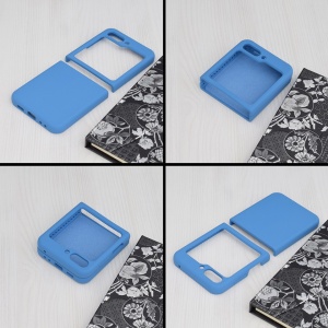 Husa Samsung Galaxy Z Flip5 5G -Soft Edge Silicone Albastra - Img 3