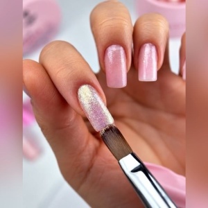 Insta Gel 11 Gold Girl Victoria Vynn 40ml EDITIE LIMITATA - Img 6