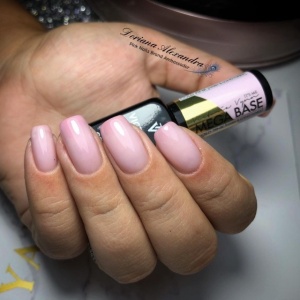 Mega Base Cold Pink Victoria Vynn 15 ml Rubber Base - Img 5