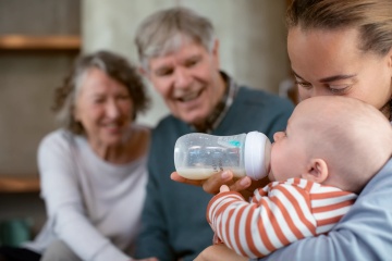Biberon Philips Avent Natural Response cu dispozitiv anticolici AirFree+, 1 luna+, 260 ml, SCY673/01, Philips - Img 7
