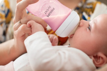 Biberon Philips Avent Natural Response, 1 luna +, roz, 260 ml, SCY903/11, Philips - Img 5