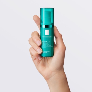 Gel-Crema Cu O Textura Usoara Si O Eficacitate Dubla Asupra Imperfectiunilor Si Semnelor De Imbatranire Effaclar A.Z., 40ml, La Roche-Posay - Img 3