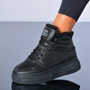 Adidasi Dama Eliza Negri- Need 4 Shoes