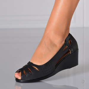 Pantofi Cu Platforma Luna Negri- Need 4 Shoes