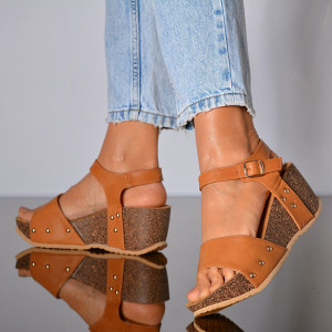 Sandale Cu Platforma Eliandra Camel- Need 4 Shoes