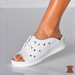 Papuci Medicinali Piele Naturala Soraia Albi- Need 4 Shoes