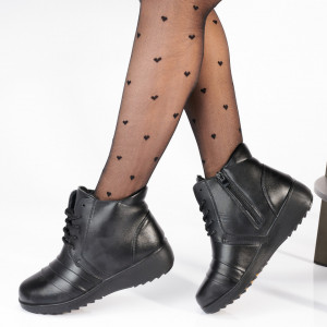 Ghete Dama Imblanite Hilda 8 Negre- Need 4 Shoes