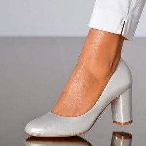 Pantofi Cu Toc Dama Paola Argintii- Need 4 Shoes
