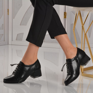 Pantofi Cu Toc Dama Sarina 2 Negri - Need 4 Shoes