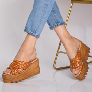 Papuci Dama Zane Camel- Need 4 Shoes