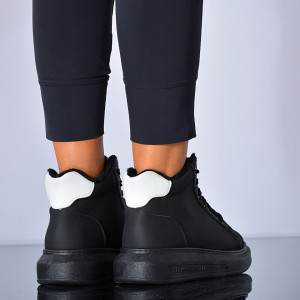 Adidasi Dama Mary Negri- Need 4 Shoes