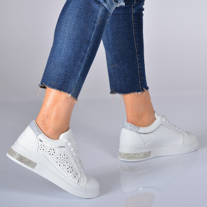 Adidasi Dama Kadri Albi- Need 4 Shoes