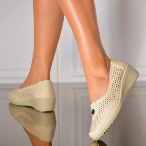 Pantofi Cu Platforma Agnes Bej- Need 4 Shoes