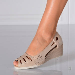 Pantofi Cu Platforma Luna Bej- Need 4 Shoes