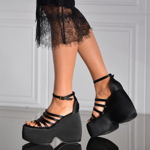 Sandale Cu Platforma Mirtys Negre- Need 4 Shoes
