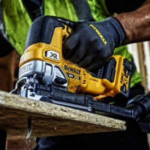 Fierastrau pendular DeWALT DCS334N pe acumulator 18V XR, motor fara perii - Img 2