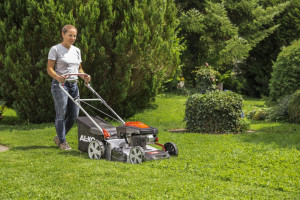 masina de tuns gazon pe benzina AL-KO Easy 5.1 SP-S latime de lucru 51 cm | motor de 160cc, putere 2.3kW - Img 4