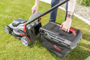 masina de tuns gazon pe baterie AL-KO 34.8 LI EasyFlex, latime de lucru 34 cm cu incarcator cu 2 locuri si 2 baterii (2.5Ah) 20V - Img 3