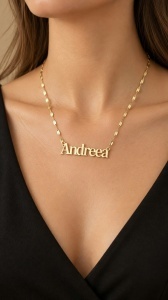 Lant cu pandantiv aur galben 14 K model NUME - ANDREEA