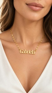 Lant cu pandantiv aur galben 14 K model NUME - GABRIELA