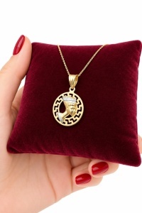 Lant cu pandantiv aur galben 14 K model NEFERTITI - Img 2
