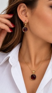 Set aur galben 14 K colectie noua ITALIA model PATRAT - GRANAT