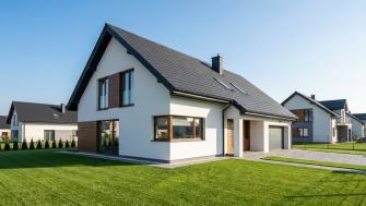 Țigla ceramică: cum alegi culoarea perfectă pentru acoperișul casei