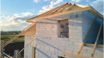 Utilizarea BCA-ului. De ce este indicat în construcții