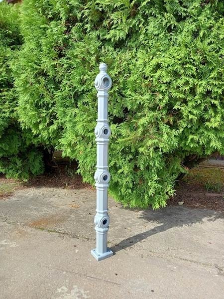 Stalp fonta drept pentru bara protectie, 1262 mm