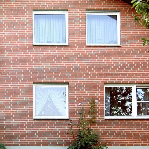 Caramida Klinker Westerwald, multicolor, neteda, NF (240x115x71 mm) fatada casa