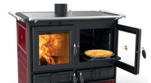 Soba de gatit pe lemne Thermorossi Violetta Evo Stone 9,4 kW cuptor