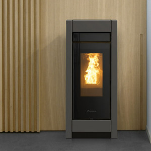 Soba pe peleti Thermorossi Essenza Metalcolor Natural Plus Evo 11,4 kW