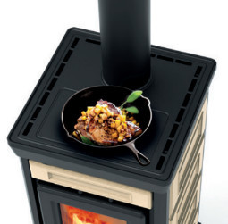 Soba pe lemne Thermorossi Ilaria Evo Easy 12,3 kW incalzire mancare